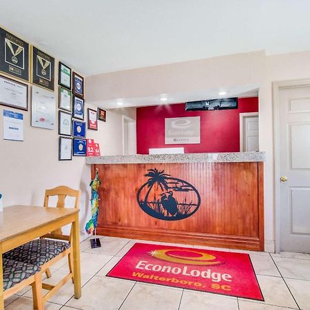 Econo Lodge Walterboro Buitenkant foto