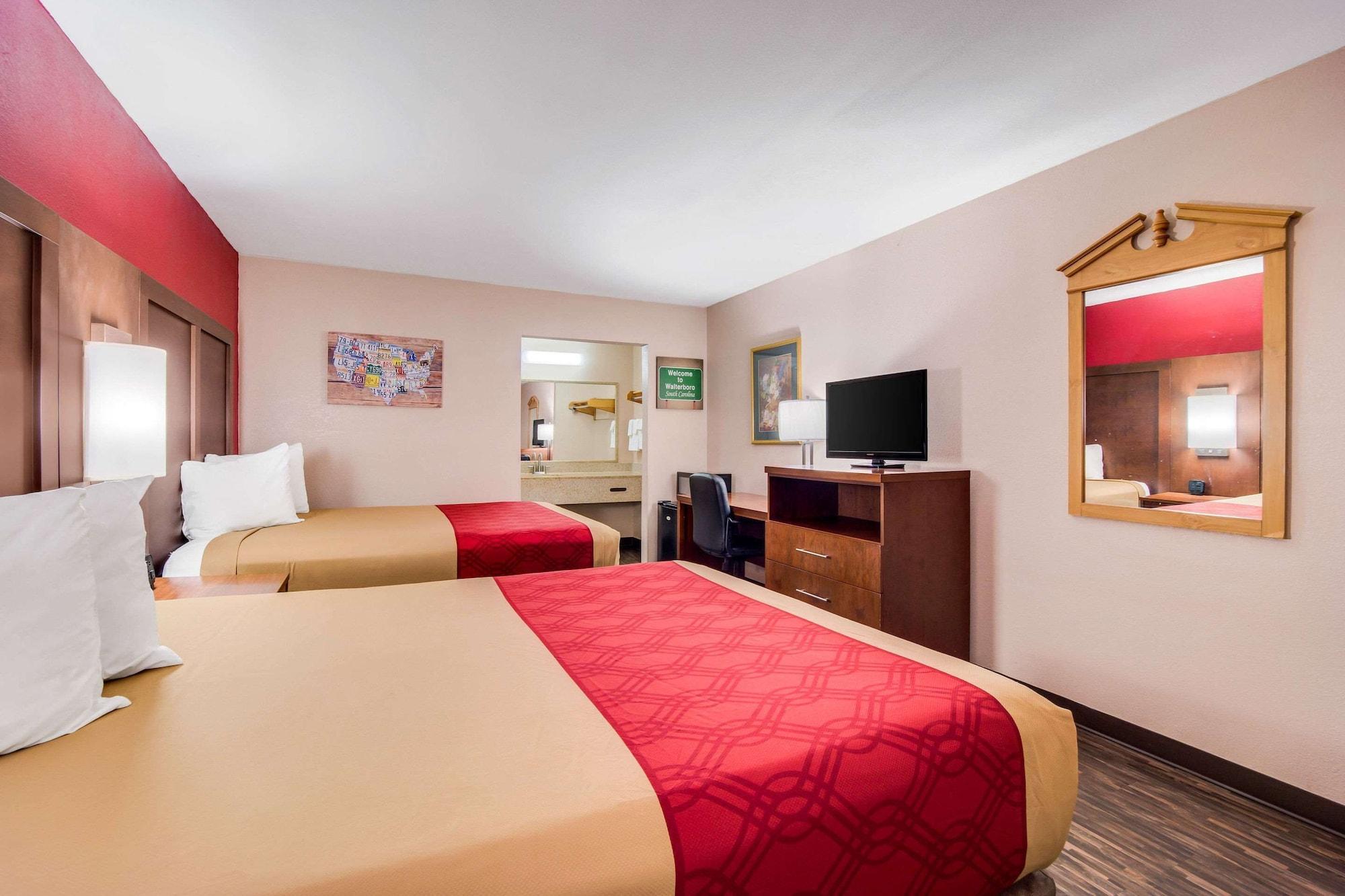 Econo Lodge Walterboro Buitenkant foto